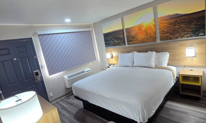 Wichita Falls Hotel | Days Inn by Wyndham Wichita Falls