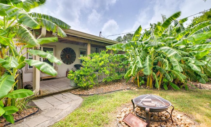 Port Isabel House | Deck, Fire Pit and Grill Port Isabel Home!