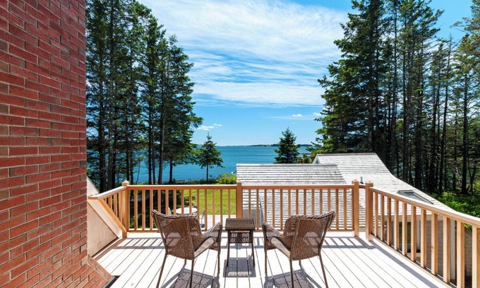Port Clyde Cabin | DEEP COVE COTTAGES - Town of St George
