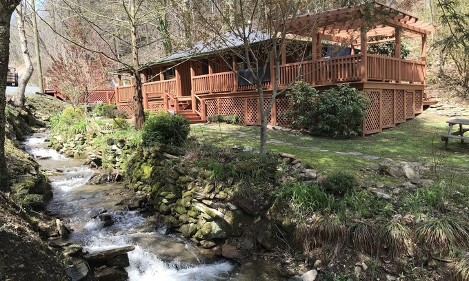 Lansing House | Deep in the mountains, where Black Bear once roamed abundantly