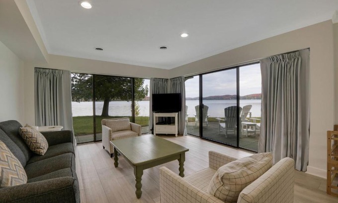 Boyne City House | Deer Lake Villa Bldg. #4