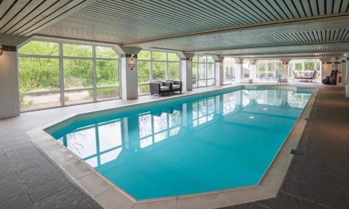 Ellecom Hotel | Delight in Design: Tidy Room in Historic Ellecom Setting with Indoor Pool
