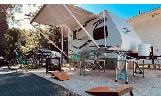 Johnston House | Delightful 1-bedroom camper/RV. Shower and A/C!
