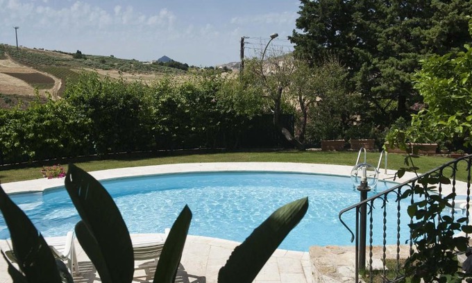 Buseto Palizzolo House | Delightful charming house with pool and all the facilities you need