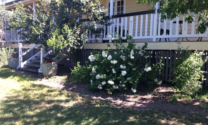 Toolburra Cottage | Delightful Queensland .Country Cottage.With Comfort and Style
