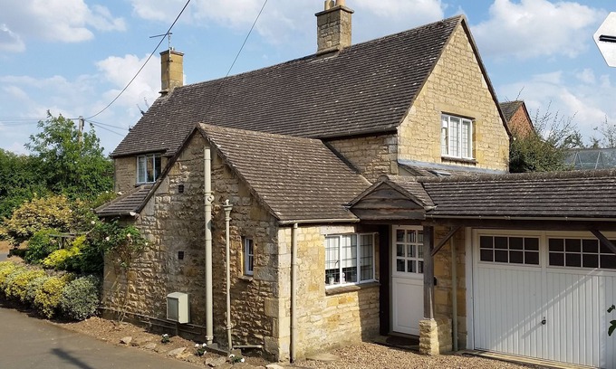 Chipping Campden House | Delightful stone cottage in the heart of Chipping Campden