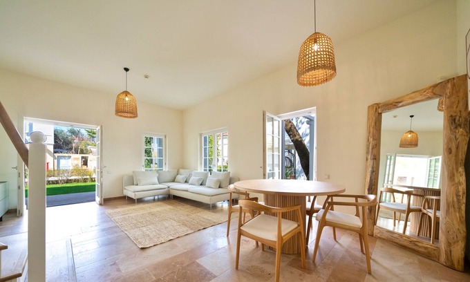 Gocek Villa | Delightful townhouse in Göcek. Beach, Pool, Wi-Fi