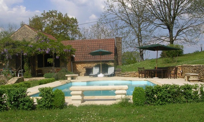 Le Buisson-de-Cadouin House | Delightfully Restored Stone House with own swimming pool