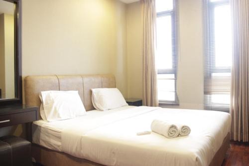 Dago Apartment | Deluxe 2BR at Dago Boutique Apartment By Travelio