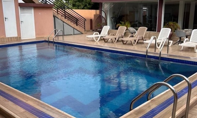 Santeo House | Deluxe Apartment East Legon Hills with Swimming Pool & Gym