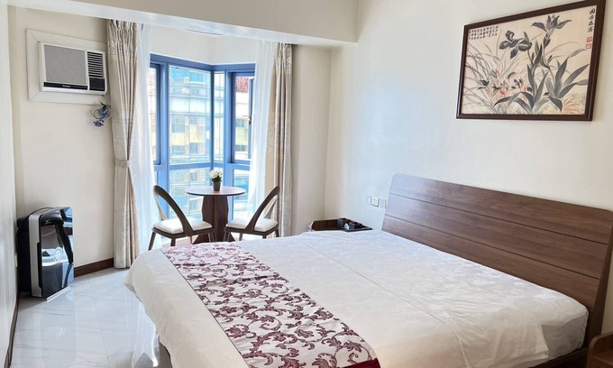 669 Ermita Apartment | Deluxe Business Suite with Sea View
