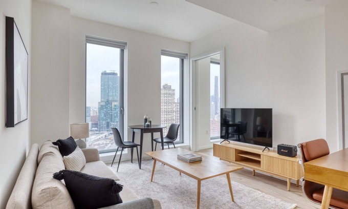 Clinton Hill Apartment | Deluxe Clinton Hill 1BR w/W/D, Gym & Pool, nr BAM, by Blueground