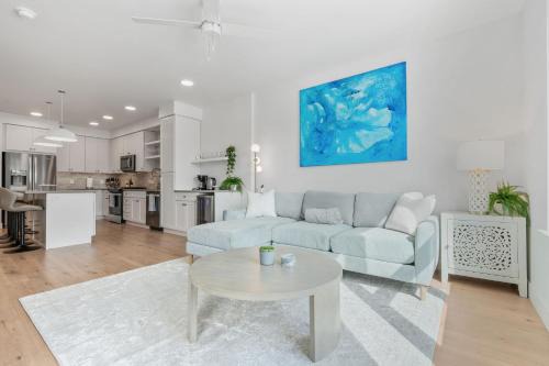 Downtown Salt Lake City Apartment | Deluxe Designer 1BR Gym Pool HTub