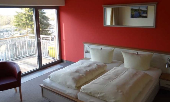 Liepen Apartment | Deluxe Double Room with Balcony - Hotel & Restaurant Am Peenetal