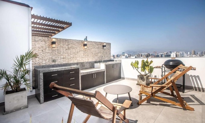 Petit Jean Ocharan Apartment | Deluxe Duplex with private Terrace