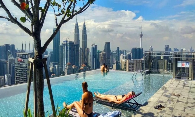 Titiwangsa Apartment | Deluxe King Suite with Garden View 6