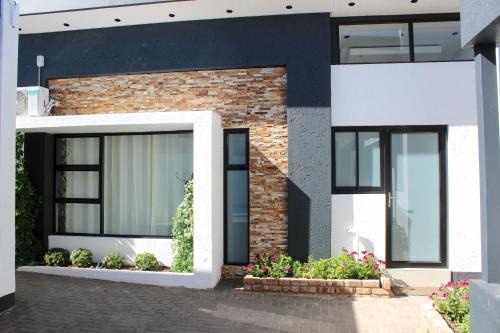Windhoek Apartment | Deluxe Residence - Windhoek