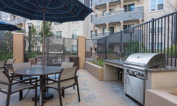 San Bruno Apartment | Deluxe San Bruno 2BR w/ Pool, Gym & W/D, near I-280 & 101, by Blueground