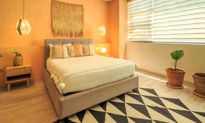 Financial District Apartment | Deluxe Suite w/Incredible View & Pool | 1 BD | Tribu Sonata