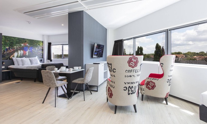 Municipality of Utrecht Apartment | Deluxe Suite with kitchen