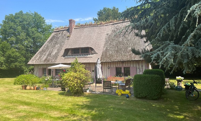 Saint-Pierre-des-Ifs House | Demeure de charme en Normandie - Swimming pool