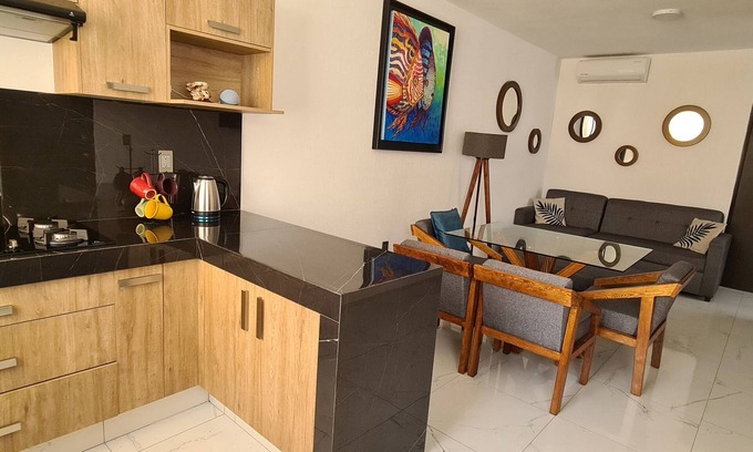 Manzanillo Apartment | Depa en Condo a 5 Mins. de Playa!