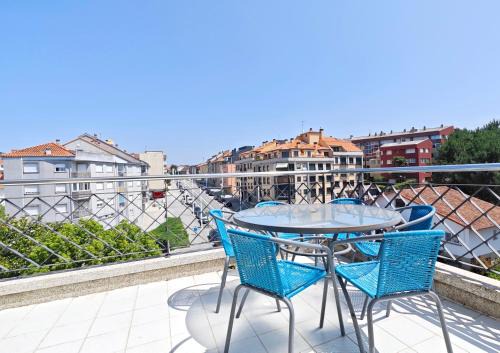 Sanxenxo Apartment | Desconectaengalicia Ático Rocafort II, 400m Playa Silgar