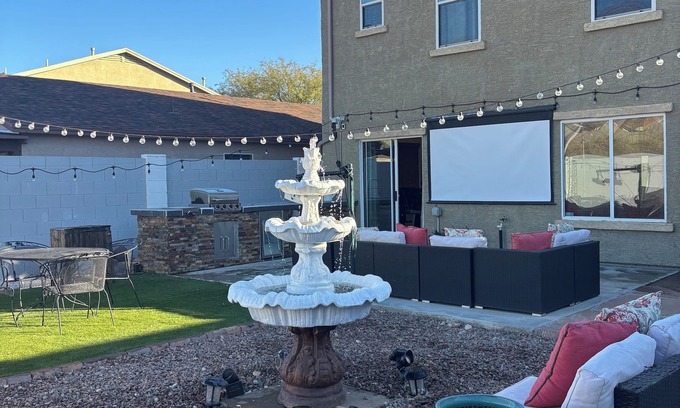 Tucson House | Desert Charm! 3BR Home with A/C, WiFi & Spectacular Mountain Views
