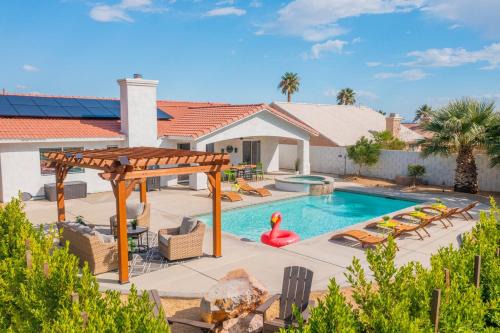 Desert Hot Springs House | Desert Oasis-Large Pool & Spa, Firepit, Gameroom, Hammocks