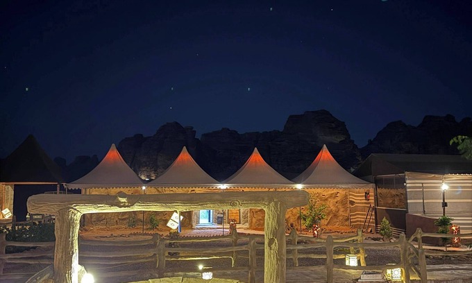 Wadi Rum Cabin | Desert Oasis Lodge in Wadi Rum