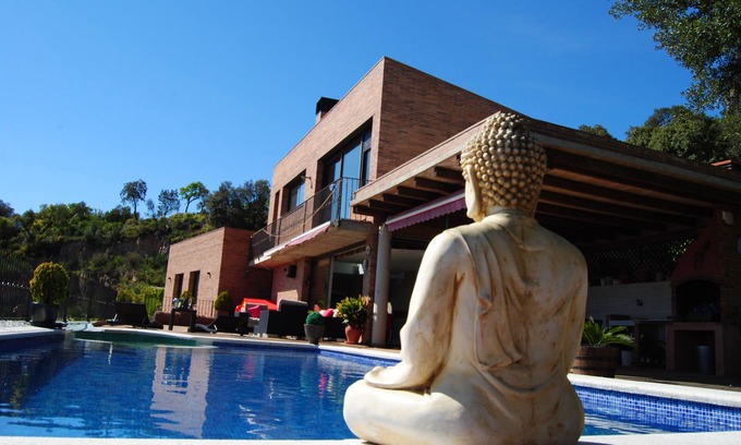 Sant Fost de Campsentelles House | DESIGN HOUSE WITH POOL SPA DESIGN HOUSE WITH SPA POOL AND AMAZING VIEWS