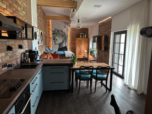 Hlinsko House | Design apartmán v zahradě