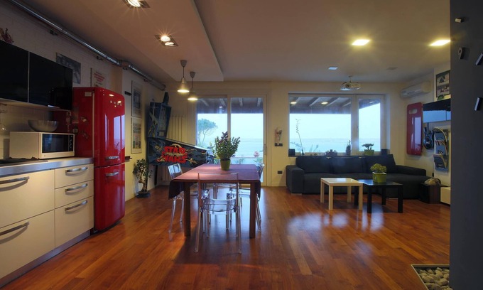Syracuse House | design villa on the sea with a splendid view of the Gulf of Syracuse