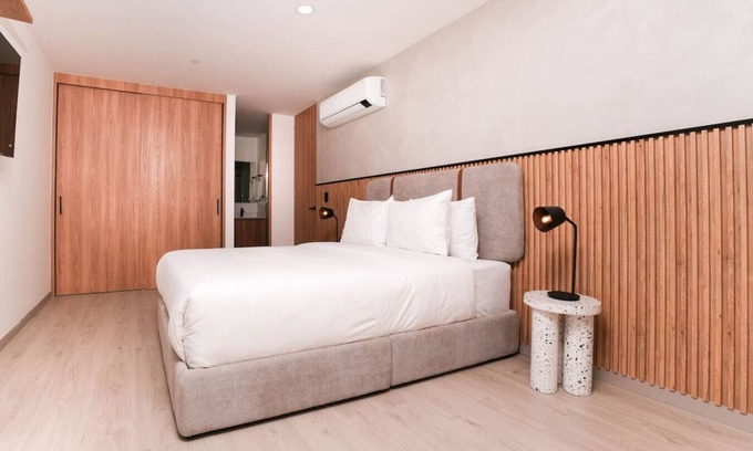 San Diego Apartment | Designer 3BR Apartment-Cowork & Jacuzzi in Poblado