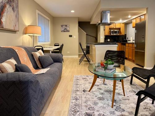 Old Town House | Designer Themed 4 Bedroom in Best Location with Patio and Fireplace