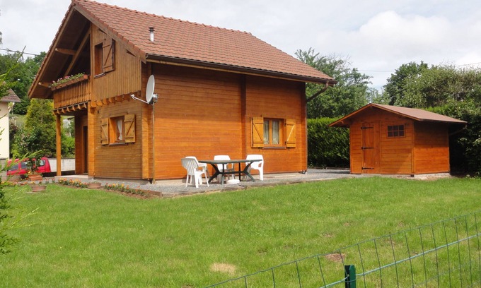 Saint-Michel-sur-Meurthe Ski Chalet | Detached chalet completely enclosed at the foot of the forest in a quiet hamlet