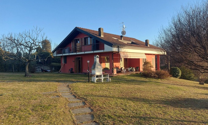 Biella Apartment | DETACHED APARTMENT IN SINGLE HOUSE