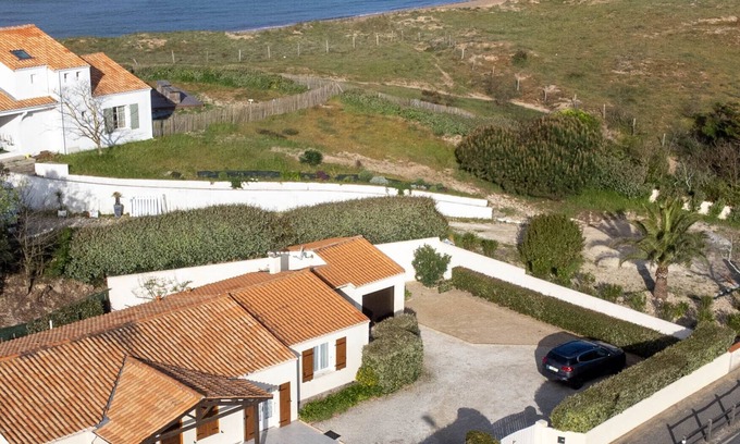 Saint-Pierre-d'Oleron Villa | Detached house 6 (to 8 pers with sup over 6). .100m from the beach)