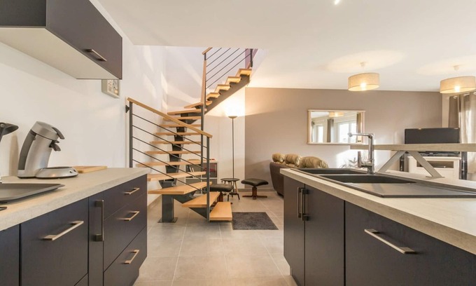 Saint-Vaast-la-Hougue Cottage | Detached house with terrace and stunning views in Saint-Vaast-la-Hougue
