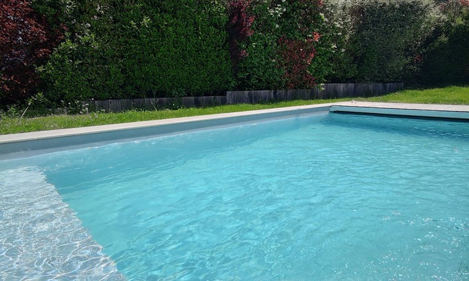 Brenthonne House | Detached house 700m2 of fenced land