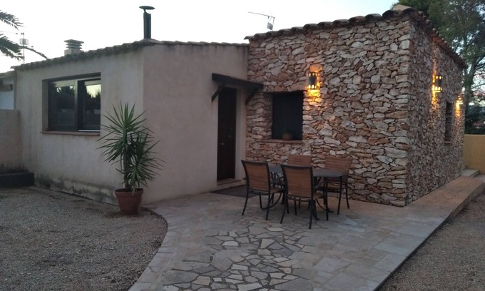 Les Tres Cales House | Detached house on the beach