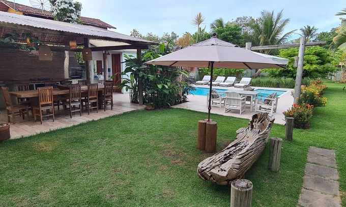 Taperapua Beach House | Detached house on a plot of 880m² with 4 bedrooms, swimming pool 400m from the beach.
