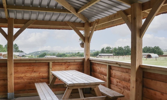 Compton Martin Cottage | Dew Pond