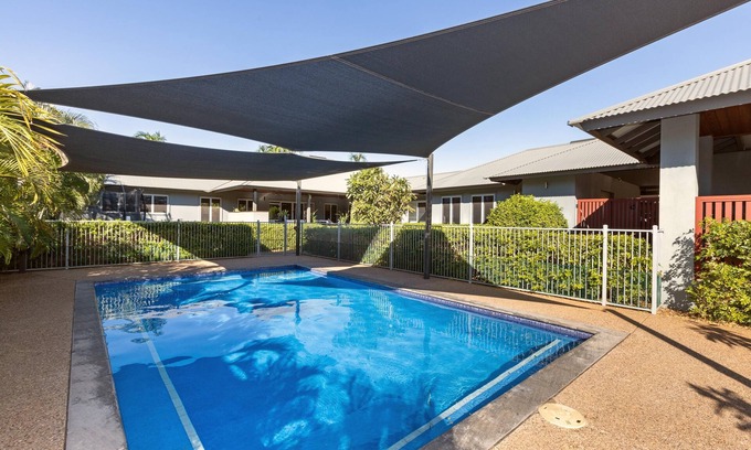 Cable Beach House | Di Lusso Cable Beach Executive Family Home in Cable Beach STRA67262IY7HT6C