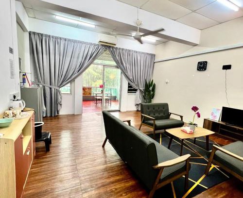 Pontian House | DI TAMBAK 2 Homestay