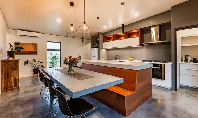 Dunsborough House | "Diamante" a brand new 3 bedroom 2 bathroom house in the heart of Dunsborough!