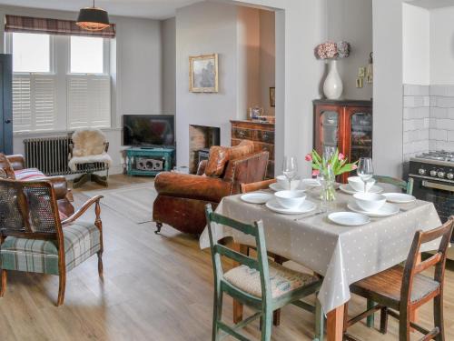 Gargrave House | Dick 'N' Liddy's