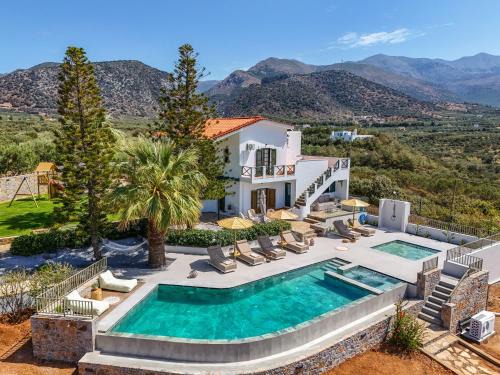 Sissi Villa | DIEVANDI SEAVIEW VILLA
