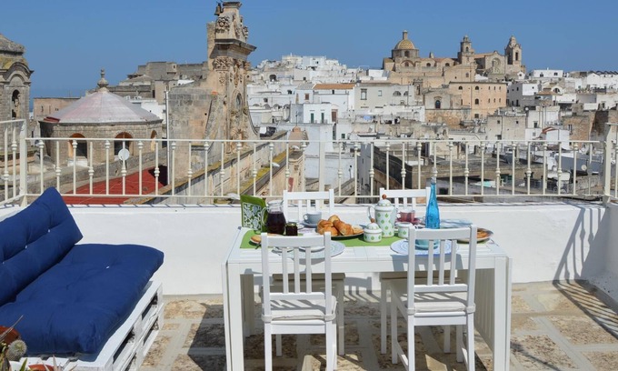 Ostuni Apartment | Dimora Jalù - 2 Bedrooms - 1 Bathroom - 4 Sleeps