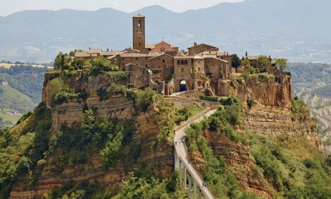 Roccalvecce House | Dimora Turistica de' Piazza